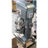 Image 2 : NEW 40 QT GEAR DRIVEN PLANETARY MIXER