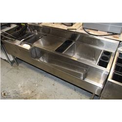 SINGLE BAY BAR WELL WITH SINK