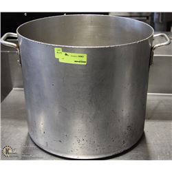 MEDIUM STOCK POT