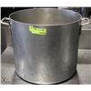 Image 1 : MEDIUM STOCK POT