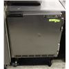 Image 1 : SINGLE DOOR SS BEVERAGE AIR UNDERCOUNTER