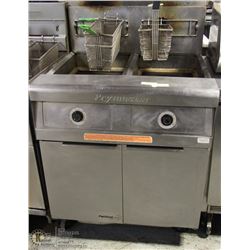 DOUBLE BAY FRYMASTER DEEP FRYER WITH 3 BASKETS
