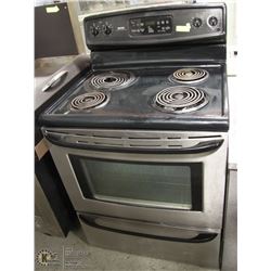 USED RESIDENTIAL 4 BURNER ELECTRIC STOVE