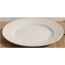 LOT OF 24 NEW 8.25" REGULAR PLATES