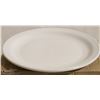 Image 1 : 10.5" PLATES - LOT OF 12