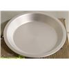 Image 1 : LOT OF 12 NEW 7" X 1" ALUMINUM PIE PLATES