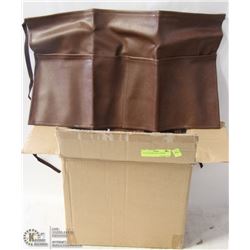LOT OF 30 NEW VINYL APRONS