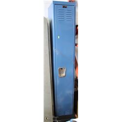 SINGLE 6FT STANDARD LOCKER