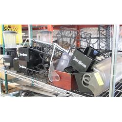 SHELF OF ASSORTED RESTARAUNT SMALLWARES