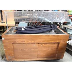 COLD WELL SNEEZE GUARD