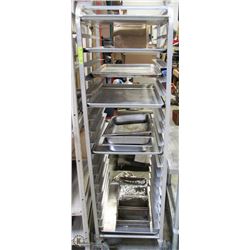 COOLING RACK WITH TRAYS