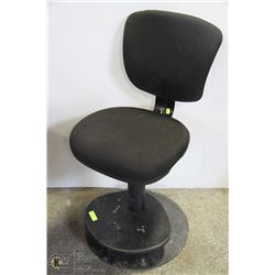 HEAVY DUTY BLACK SWIVEL CHAIRS WITH FOOT