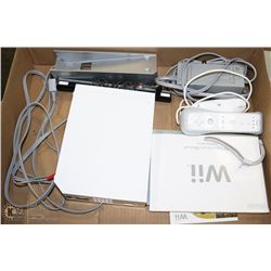 NINTENDO WII COMPLETE WITH ONE CONTROLLER