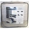 Image 1 : MADISON PARK 7PC CLARK KING COMFORTER SET