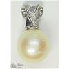 Image 1 : 3) 18KT W. GOLD SOUTH SEA PEARL & DIAMOND PENDANT