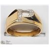 Image 2 : 8) 10KT YELLOW & WHITE GOLD INITIAL DIAMOND RING