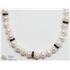 Image 1 : 15) ST.SILVER FRESHWATER PEARL & CRYSTAL NECKLACE