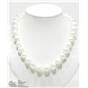 Image 1 : 25) 14KT Y. GOLD CLASP FRESHWATER PEARL NECKLACE