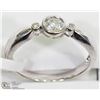 Image 2 : 30) 10KT WHITE GOLD DIAMOND RING