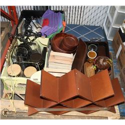 PALLET OF HOUSEHOLD MISC