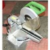 Image 1 : 10" SLIDING COMPOUND MITRE SAW