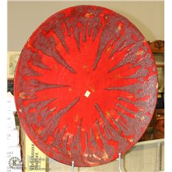 LARGE WOODEN DECORATIVE PLATE ON A STAND