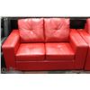 Image 3 : NEW RED LEATHERETTE 84" SOFA  AND 61" LOVESEAT