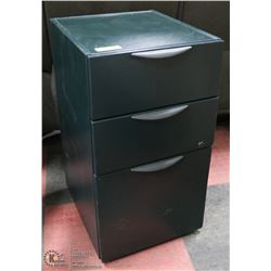 WOOD LOCKABLE 3 DRAWER FILE CABINET