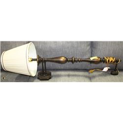 VINTAGE WALL MOUNT LAMP