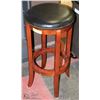 Image 1 : SWIVEL COUNTER HEIGHT NAIL HEAD BAR STOOL