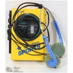 VINTAGE SONY SPORTS WALKMAN