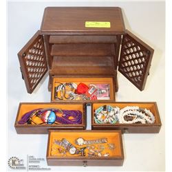SOLID WOOD BROWN JEWELLERY BOX