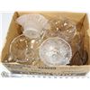 Image 1 : BOX WITH 3 DEPRESSION FOOTED BOWLS, & 2 FLUTED