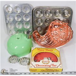 VINTAGE KITCHEN LOT WITH PANS, CAKE DECORATING SET