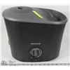 Image 1 : HONEYWELL HUMIDIFIER