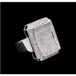 14KT White Gold 1.81 ctw Diamond Ring