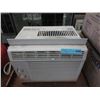 Image 1 : Mainstays 5000btu Window Mount Air Conditioner