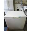Image 1 : Kenmore Chest Freezer 22"x32"