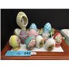 Image 1 : 12 Egg Shaped Decorations