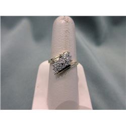 10 KT Yellow Gold Diamond Cluster Ring