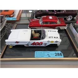2 Scale Model Die-Cast Cars - 1:20 Scale