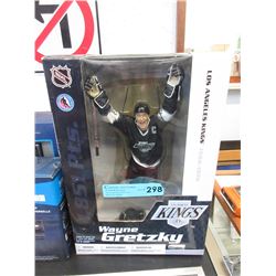 MacFarlane 15" Wayne Gretzky Figurine