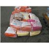 Image 1 : Skid of 20+ Assorted Spun Polyester Sheet Sets