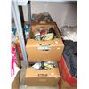 Image 1 : 4 Boxes of Assorted Electronics Accessories