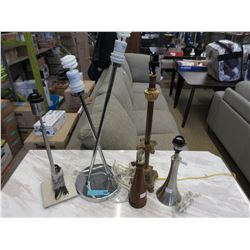 5 Lamp Bases.