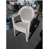 Image 1 : 4 Stacking Patio Chairs