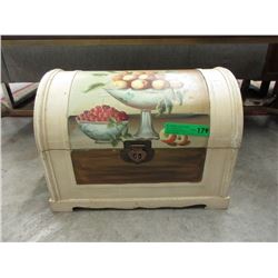 Wood Keepsake Chest