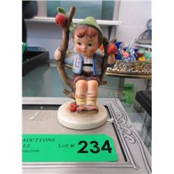 4" Goebel Hummel Figurine