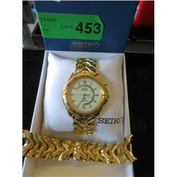 Seiko Kinetic Watch with Box - Keeps Time