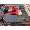 Image 1 : 3 Boxes of New 2-1/2" Paint Brushes